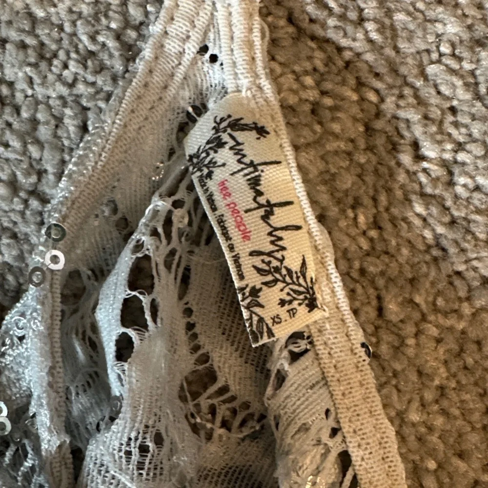 Sold - Picture 3 of 4